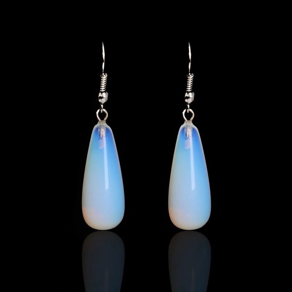 ⭐️ New Gypsy Boho Moonstone Teardrop Earrings